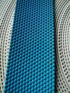 厂家直销卷布机防滑皮包辊皮橡胶颗粒皮带糙皮带纺机配加皮带