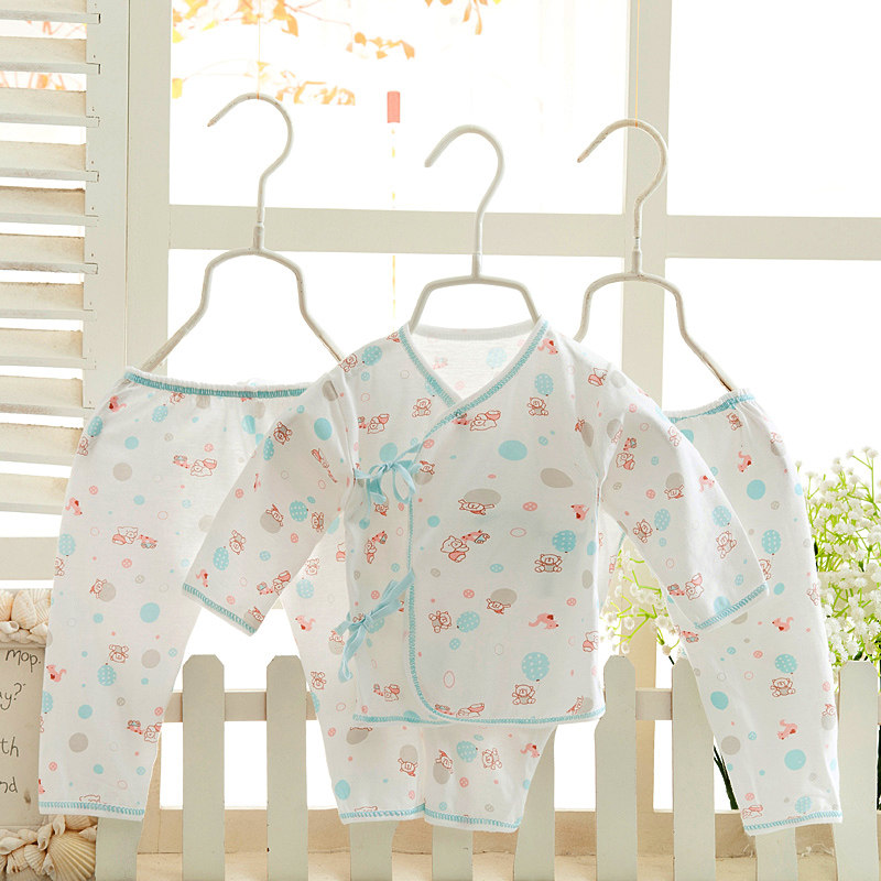 Coffret cadeau pour nouveau-né - vêtements - Ref 1950450 Image 1