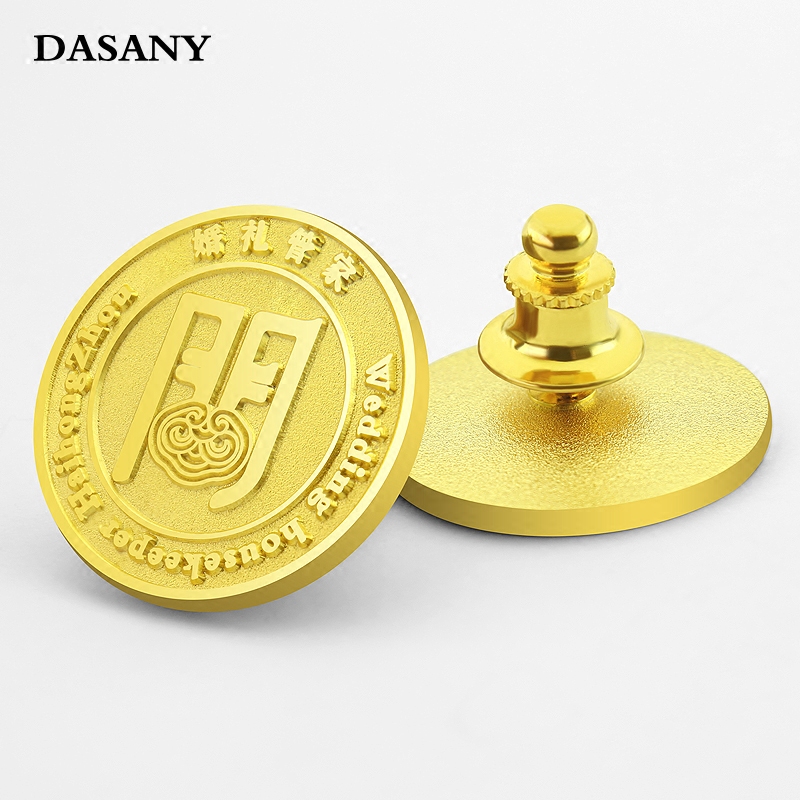 金属立体徽章定制 婚礼庆公司司徽胸章 企业集团金色冲压西装胸针