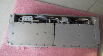 MITEQ PLSM-4.7-5.3-125KS-33732 SMA 射频微波 频率合成器