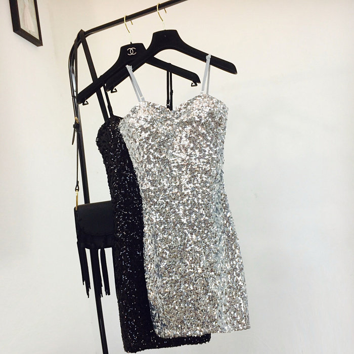 欧洲站2020夏装新时尚款女装低胸性感修身包臀闪亮片吊带连衣裙潮在类目 女装/女士精品, 连衣裙中 - 来自Buy2taobao.com提供专业的淘宝代购服务