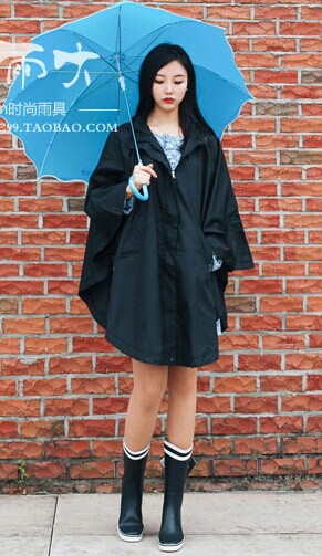 日本时尚斗篷雨衣1004