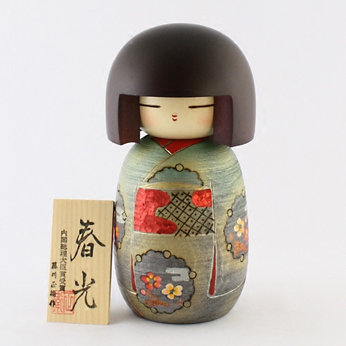 日本代购木制小芥子日系和风摆件小女孩送礼春光手绘传统手工艺品