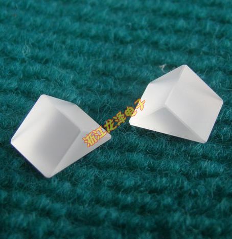 全新折射镜三角棱镜导光镜 底边长13.7mm高7mm两腰10mm