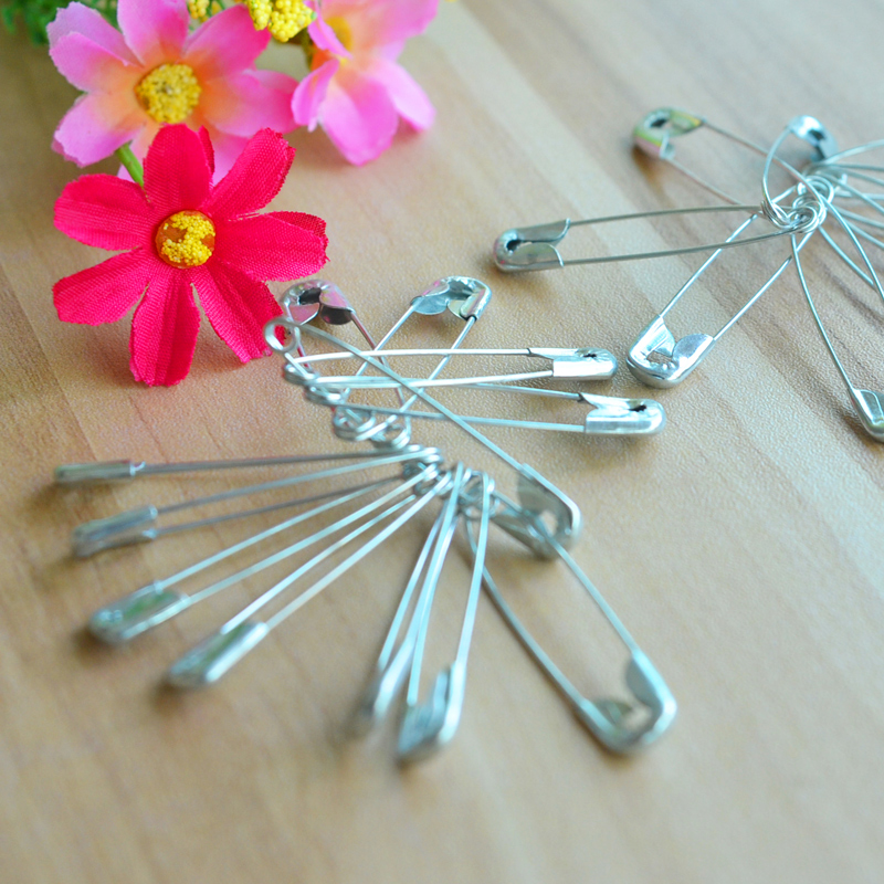 Broche en fer - Ref 1175957 Image 1
