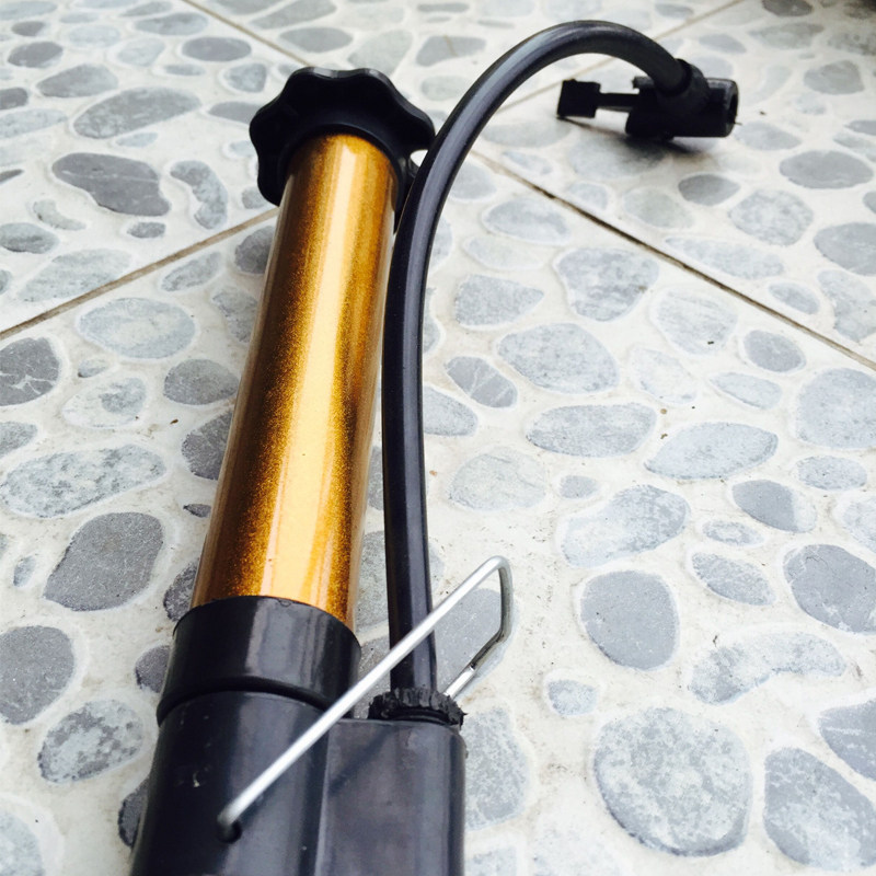 Pompe à vélo - Ref 2389878 Image 1