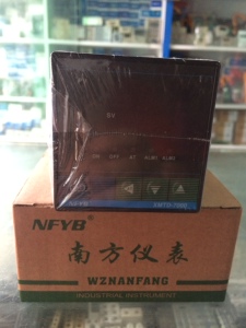 温州XMTD-7000型7131 7181智能数显温控仪K型72*72