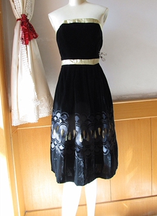 法国原单性感优雅金丝绒镂空抹胸晚礼服晚宴酒会演出连衣裙 孤品