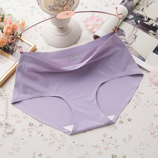 春夏纯棉底裆新款一片式成型无痕冰丝中腰透气轻薄女式内裤