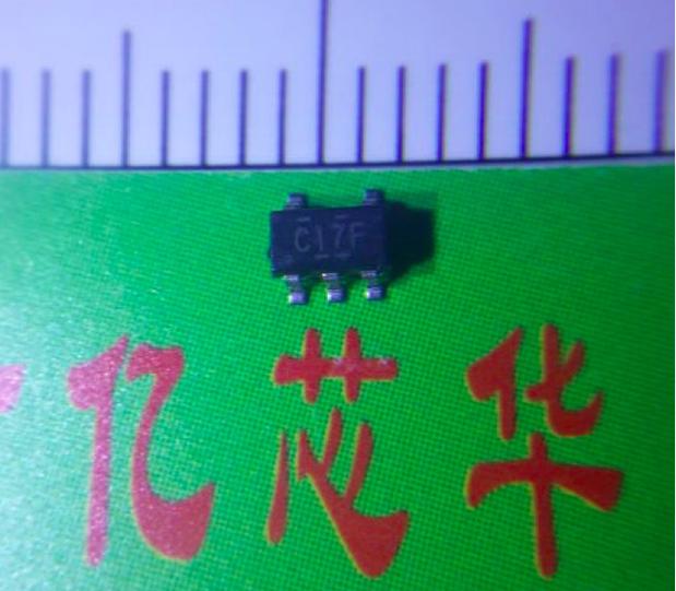 芯片 SN74LVC1G17DBVR 丝印C17F 应用缓冲器 驱动器 接收器收发器 应用缓冲器 驱动器 接收器收发器