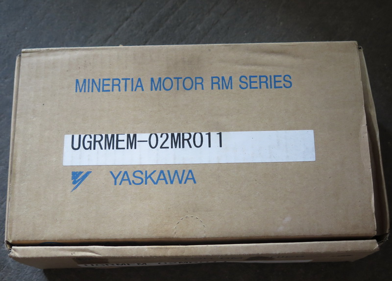 全新UGRMEM-02MR011电机安川