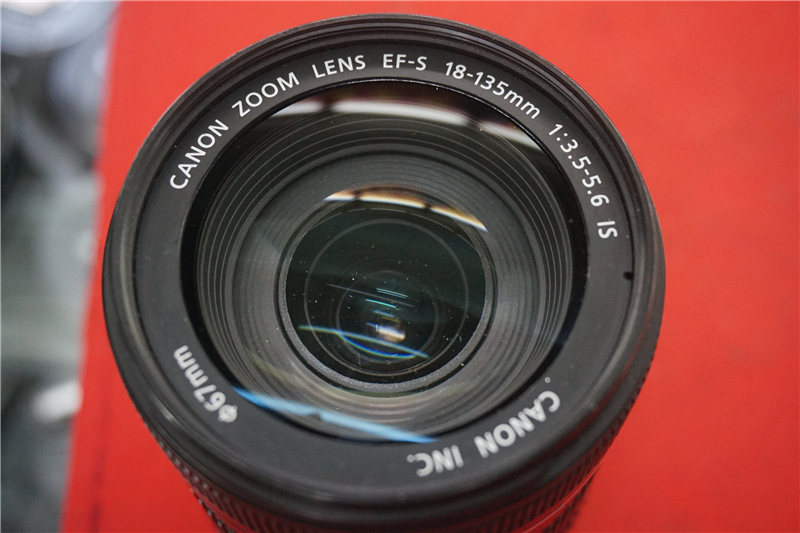 二手约96新佳能口ef-s 18-135mm 1:3.5-5.6 is 单反镜头