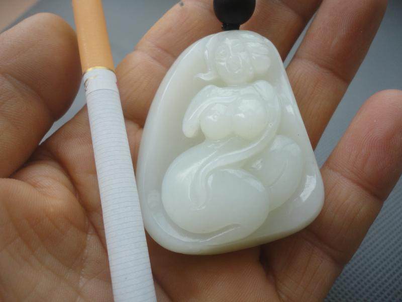 美女白玉籽料新疆和田