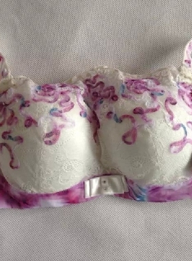 正品内衣**身段84125调整聚拢抹胸款防走光女士文胸薄杯送插片