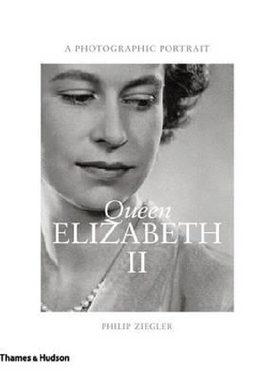 现货 Queen Elizabeth II: A Photographic P...