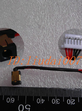 三星超极本 NP530U3B NP530U3C NP535U3 电源接口 电源头