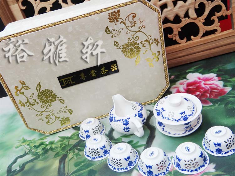 裕雅轩 青花瓷功夫茶具/新款8头釉中水晶玲珑瓷荼具/包邮图片