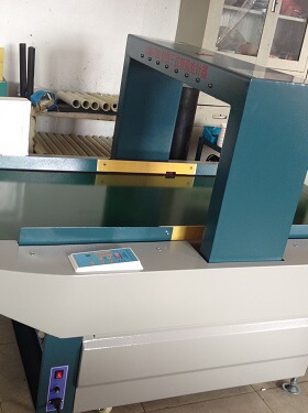 供应LM-700高探头服装检针机 验针机 玩具检针机 袜子检针器