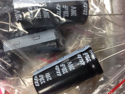 【直拍】200V330UF 全新 优质全系列铝电解电容