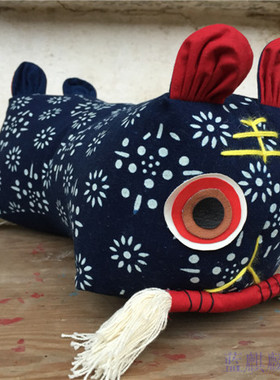 南通特产纯手工蓝麒麟蓝印花布双头虎靠枕/小枕头布偶装饰摆件