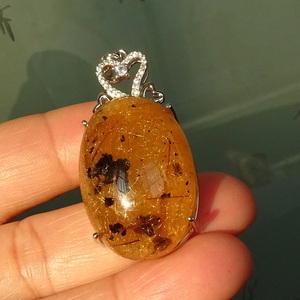 千蕊 天然金发晶吊坠 共生黑云母 闪亮发晶项链 镶嵌款 一图一物