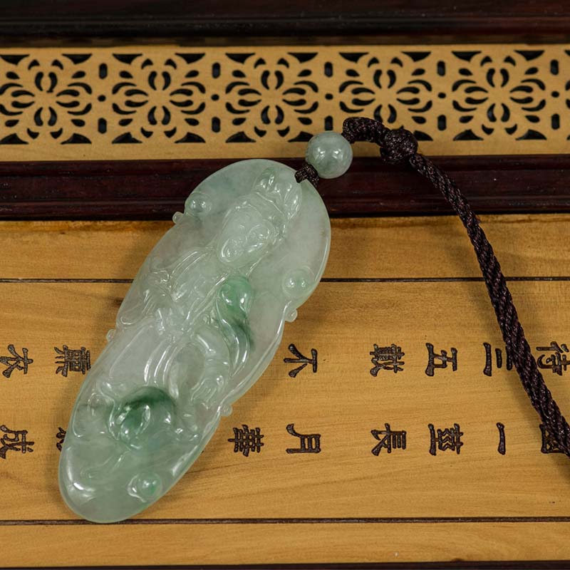 翡翠观音吊坠站立玉观音冰种天然