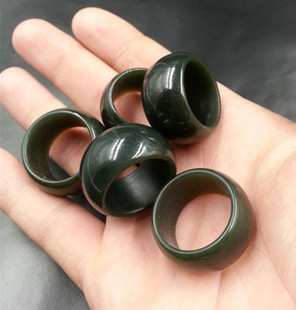 A货 天然玉石 新疆和田玉 青玉加宽 玉戒指 男女同款情况戒指