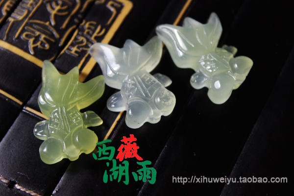 『西湖薇雨』Diy25MM天然岫玉雕刻小金鱼。手工古风发簪饰品配件