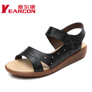 YEARCON/er Kang new leather shoes 2015 summer MOM and comfortable flat shoes open toe women's sandals