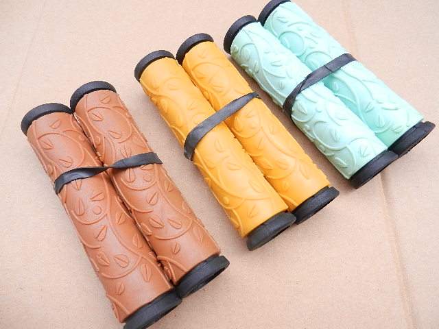 Poignées de vélo GIANT - Ref 2348421 Image 1