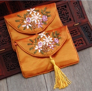 丝绸首饰袋 民族风手工绣花拉链流苏高档锦囊小布袋金黄色