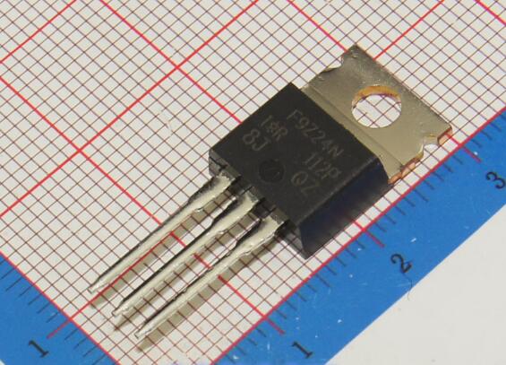 IRF9Z24NPBF F9Z24N TO-220 场效应管 进口原装