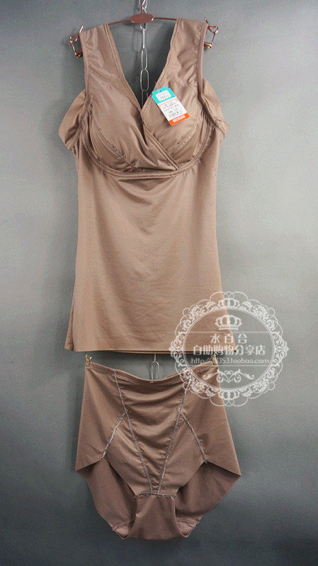 Corset amincissant luxueux - Ref 689831 Image 1