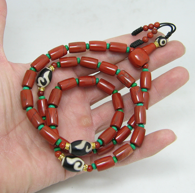 特价 南红玛瑙手串手链挂件项链原石散珠柿子红雕件吊坠男女饰品