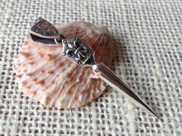 泰国进口--S925泰银--原创--朋克--十字--项坠/吊坠全新银饰现货