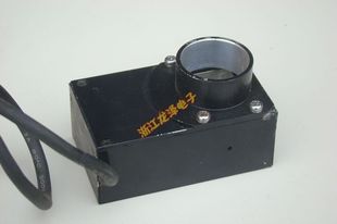 进口设备上拆下 红光视觉光源长70X41X42mm直径24.5mm 24V