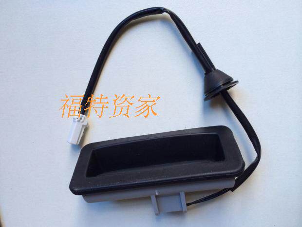 适用新福克斯嘉年华后行李箱开关 致胜S-MAX后备箱开关 后盖按钮