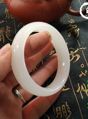 天然a级带证书玉镯子包邮