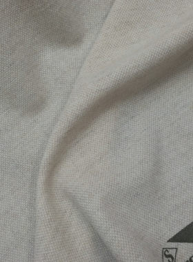 米色肌理感十字纹斗篷布料新品