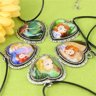 小公主索菲亚项坠、吊坠 10款饰品 儿童项链玻璃桃心+皮绳+合金底