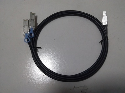 Molex SFF-8644 4X TO 2*SFF-8088 4X MiniSASHD 1.0m