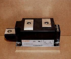 TT250N16KOF TT250N14KOF TT251N12KOF