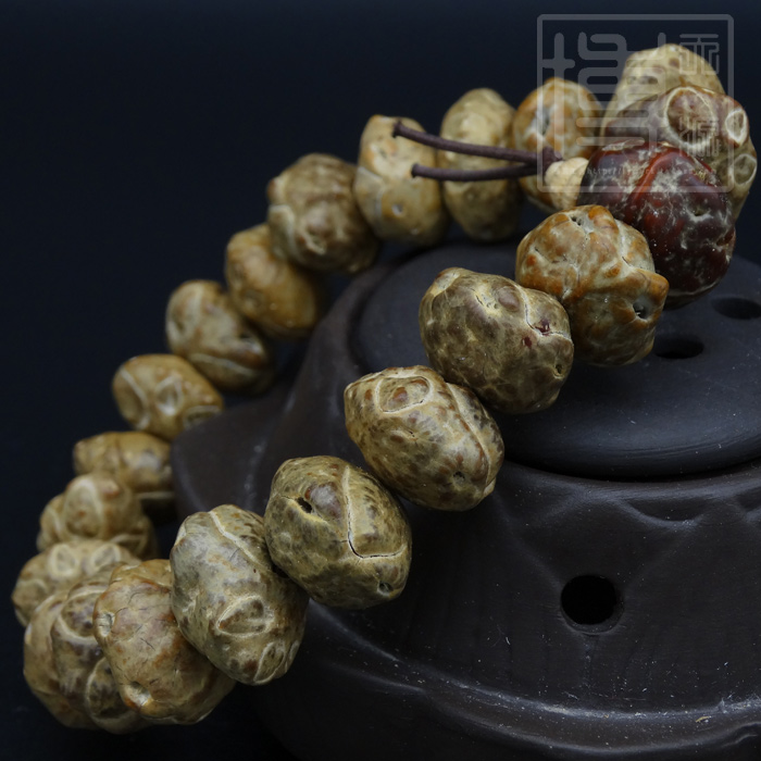 原色对眼小鬼脸菩提子莲台菩提佛珠鬼脸手串手链持珠