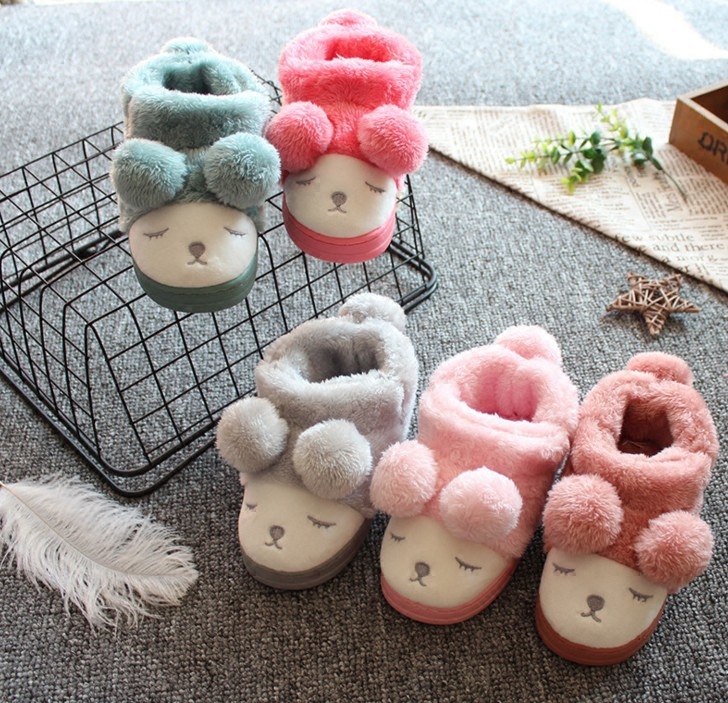 Chaussons enfants en suède pour hiver - semelle caoutchouc - Ref 1032481 Image 1