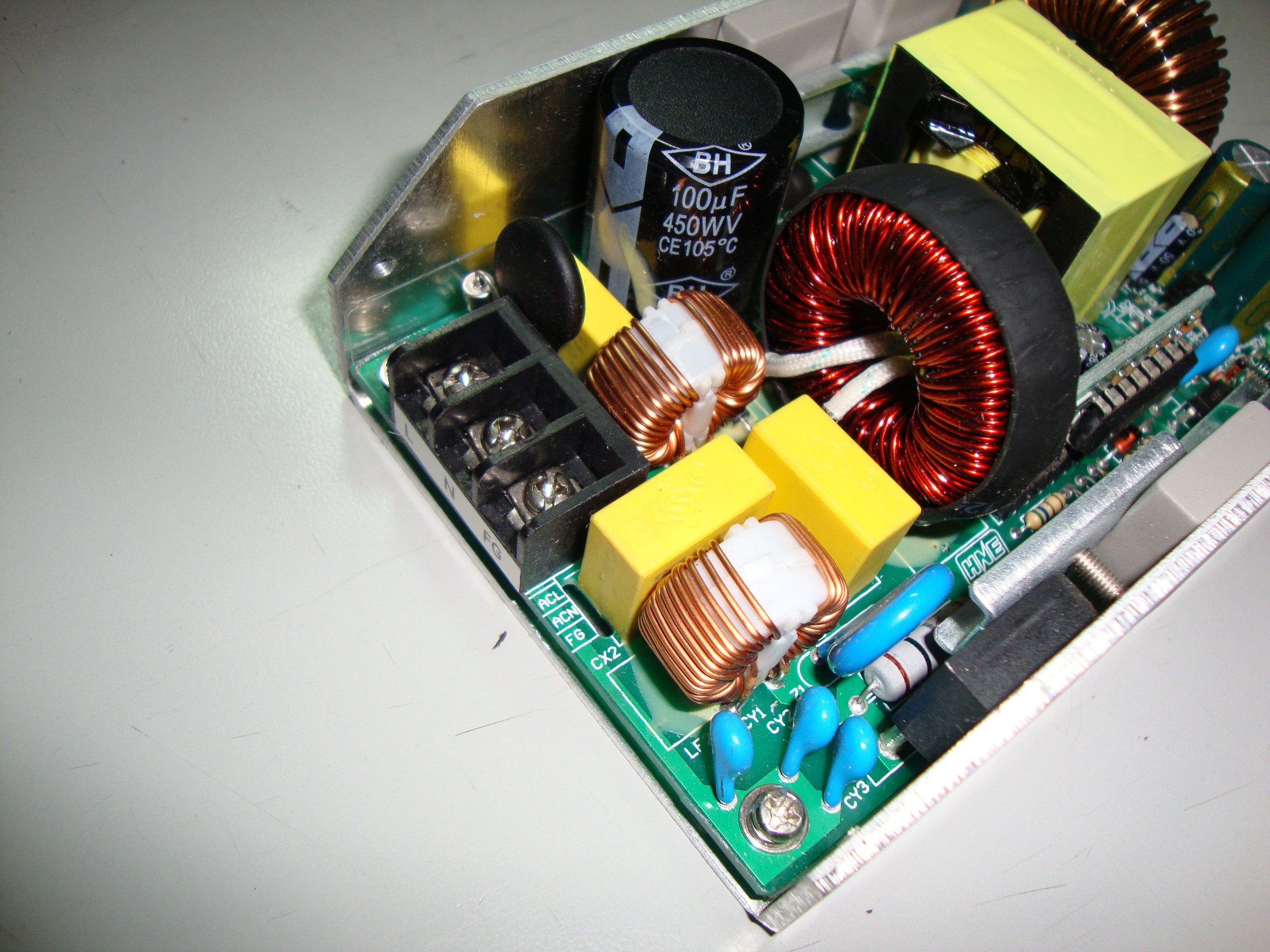 数字功放开关电源 带PFC 36V/11A 400W外形尺寸127*82*45