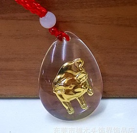 镶金十二生肖水滴形电镀吊坠
