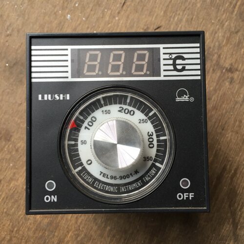 正品柳市LIUSHI烤箱温控器温度控制器温控仪温控表TEL96-9001