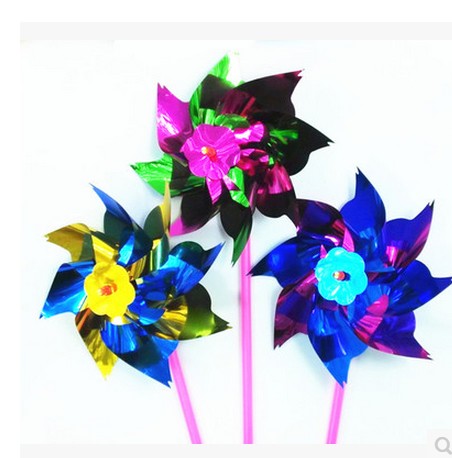 风车礼品 直销彩片亮片风车 七彩塑料小风车 微-商zui佳扫码礼品