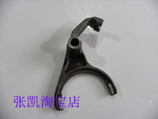 风骏3567哈弗H3哈佛H52.5 2.0T发动机中马变速箱五档六档拨叉配件