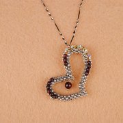 Heart-shaped short clavicle necklace Japan imported beads Garnet handmade beaded DIY tutorial materials